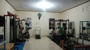 Aziz Gyms "Health And Fitnes" Kota Tangerang