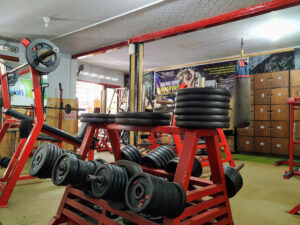 Momon Gym Fitness Center Kota Malang
